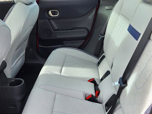 Used 2025 MINI Cooper S image 10