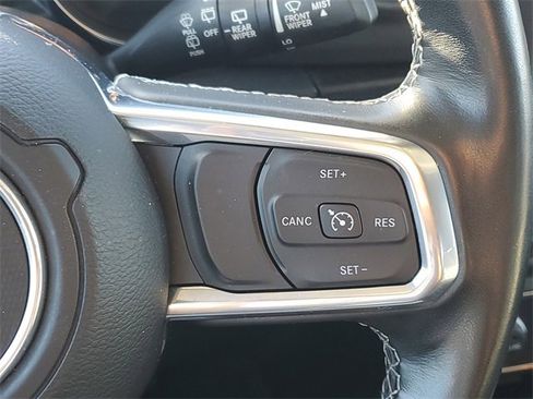 Used 2022 Jeep Wrangler Unlimited Sahara w/ Cold Weather Group image 9