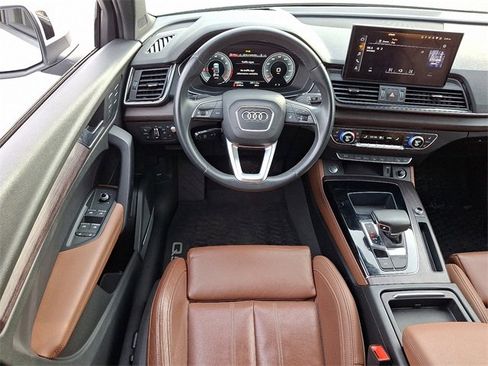 Used 2022 Audi Q5 2.0T Prestige image 11