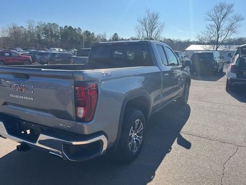 Used 2019 GMC Sierra 1500 SLE w/ SLE Value Package image 7