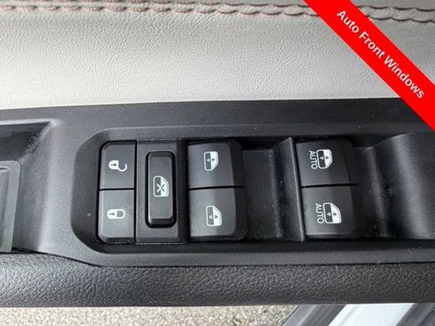 Used 2026 Jeep Compass Limited AWD/4WD image 35