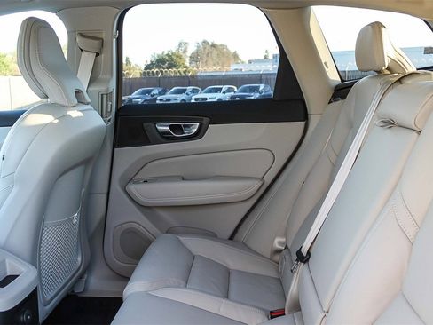 New 2026 Volvo XC60 T8 Ultra w/ Protection Package Premier image 20