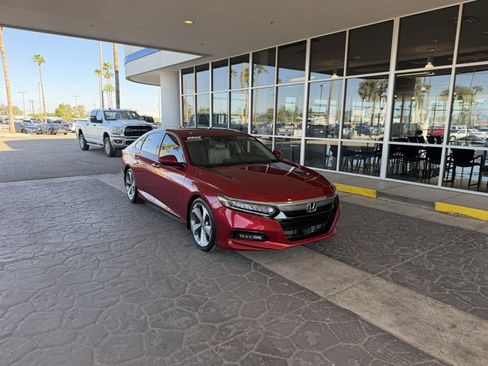 Used 2018 Honda Accord Touring image 5