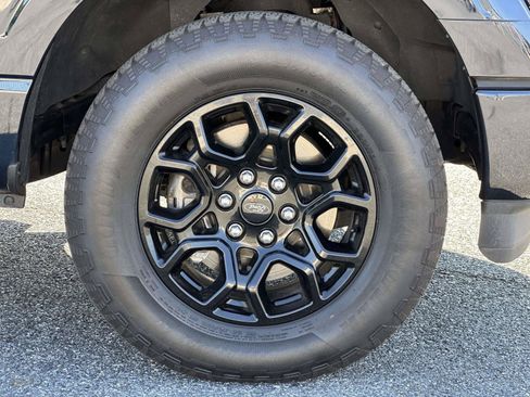 Used 2024 Ford F150 XLT w/ Equipment Group 302A MID AWD/4WD image 7