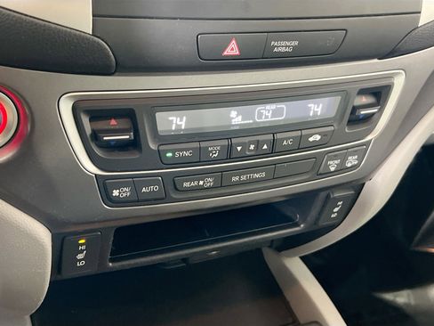 Used 2017 Honda Ridgeline RTL image 15