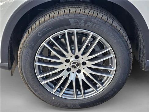 Used 2026 Mercedes-Benz GLC 300 image 10