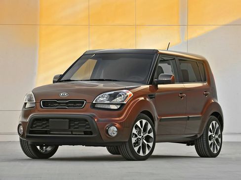Used 2012 Kia Soul + image 1