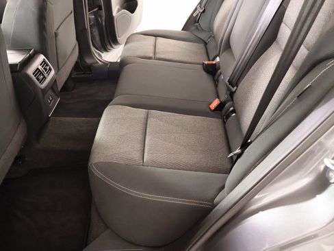 Used 2024 Nissan Rogue SV image 11