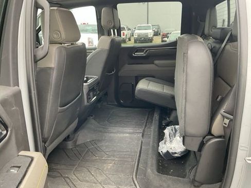 Used 2024 Chevrolet Silverado 1500 ZR2 w/ Technology Package image 28