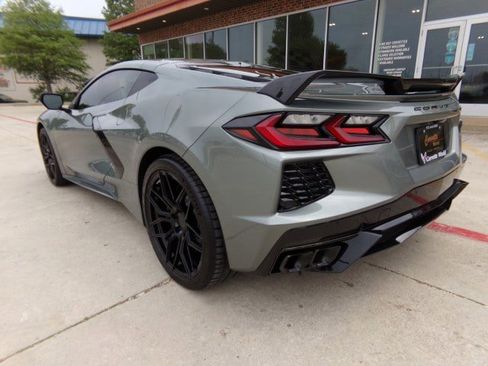 Used 2023 Chevrolet Corvette Stingray Preferred Cpe w/ Z51 Performance Package RWD image 9