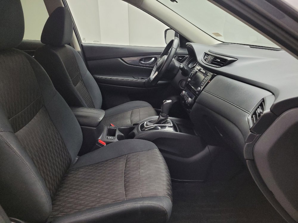Used 2018 Nissan Rogue SV FWD image 21