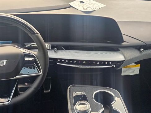 New 2026 Cadillac Optiq Luxury 1 RWD image 17