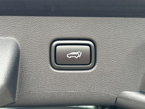 Used 2026 Kia Sportage EX FWD image 14