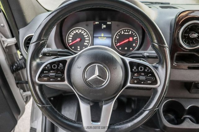 Used 2023 Mercedes-Benz Sprinter 2500 image 23