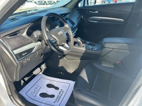 Used 2022 Cadillac XT4 Premium Luxury w/ Enhanced Visibility Package image 19