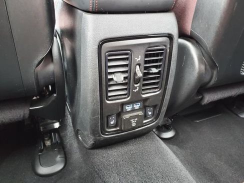 Certified 2024 Dodge Durango GT image 26