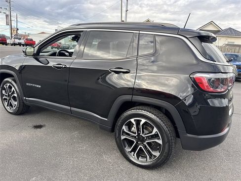 Used 2022 Jeep Compass Limited image 6