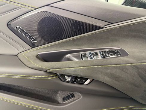 Used 2024 Chevrolet Corvette Z06 w/ Stealth Interior Trim Package RWD image 17