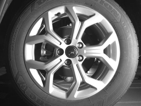 Used 2025 Jeep Compass Latitude AWD/4WD image 14