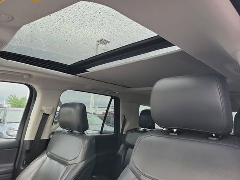 Certified 2025 Ford Expedition Active AWD/4WD image 24