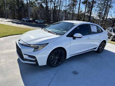 Certified 2023 Toyota Corolla SE image 5