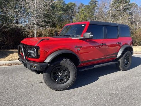 Used 2023 Ford Bronco Wildtrak image 1