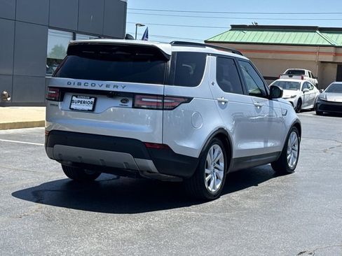 Used 2020 Land Rover Discovery HSE AWD/4WD image 3