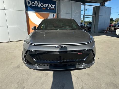 New 2026 Chevrolet Equinox EV RS image 3