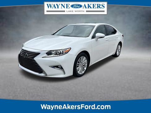 Used 2017 Lexus ES 350 w/ Premium Package FWD image 1