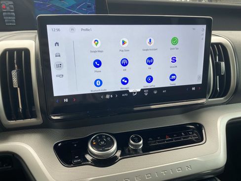 Used 2025 Ford Expedition Active image 22