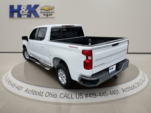 Used 2024 Chevrolet Silverado 1500 LT AWD/4WD image 7