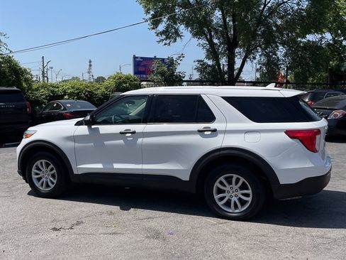 Used 2020 Ford Explorer 4WD image 1