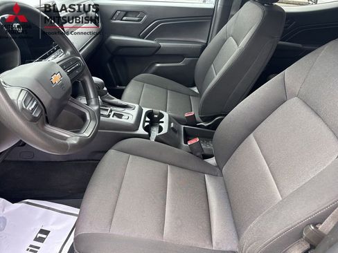 Used 2023 Chevrolet Colorado W/T RWD image 19