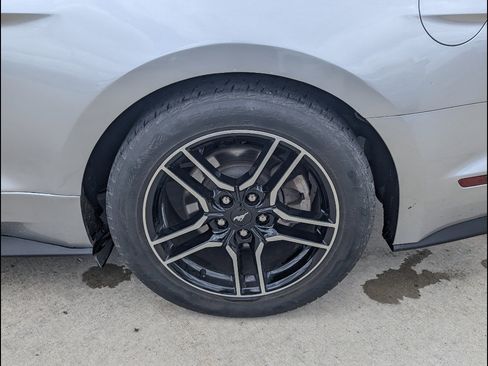 Used 2021 Ford Mustang Premium image 18