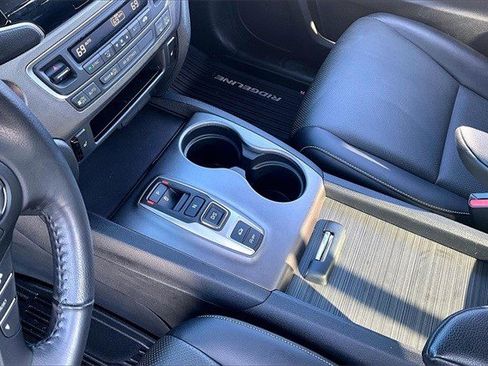 Certified 2023 Honda Ridgeline RTL image 18