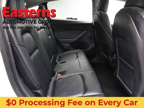Used 2021 Tesla Model Y Long Range AWD/4WD image 17