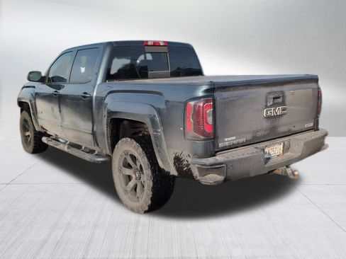 Used 2018 GMC Sierra 1500 SLT image 3