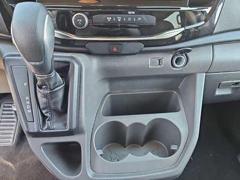 Used 2024 Ford Transit 350 XLT image 28