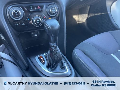 Used 2014 Dodge Dart SXT image 11