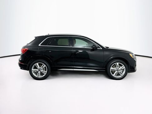 Used 2022 Audi Q3 2.0T Premium AWD/4WD image 10