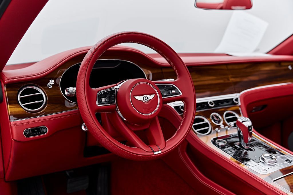 Used 2023 Bentley Continental GT V8 AWD/4WD image 36