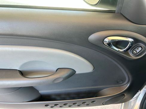 Used 2005 Chrysler PT Cruiser GT FWD image 9
