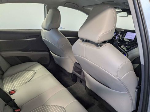 Used 2023 Toyota Camry SE FWD image 28
