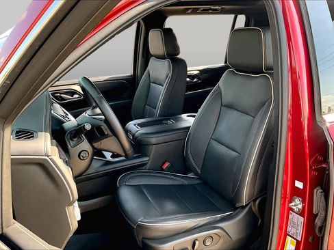 Used 2022 GMC Yukon XL SLT w/ SLT Premium Package AWD/4WD image 8