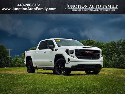 Used 2025 GMC Sierra 1500 Elevation w/ Preferred Package