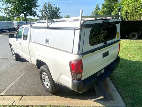 Used 2021 Toyota Tacoma SR RWD image 28