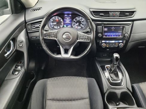 Used 2018 Nissan Rogue SV w/ Sun & Sound Touring Package AWD/4WD image 22