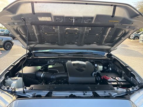 Used 2021 Toyota Tacoma SR5 image 26