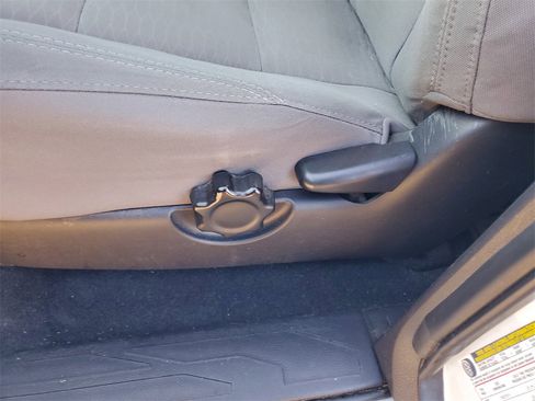 Used 2019 Toyota Tacoma SR5 image 13