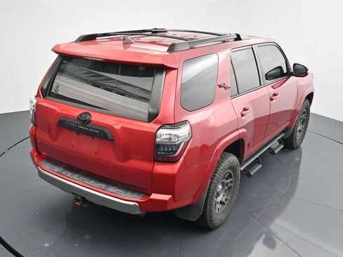 Used 2020 Toyota 4Runner TRD Off-Road Premium w/ Moonroof Package AWD/4WD image 15